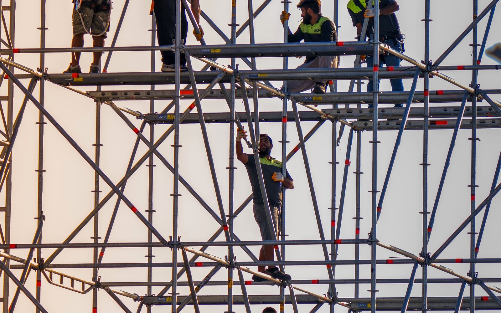 Temporary work platforms